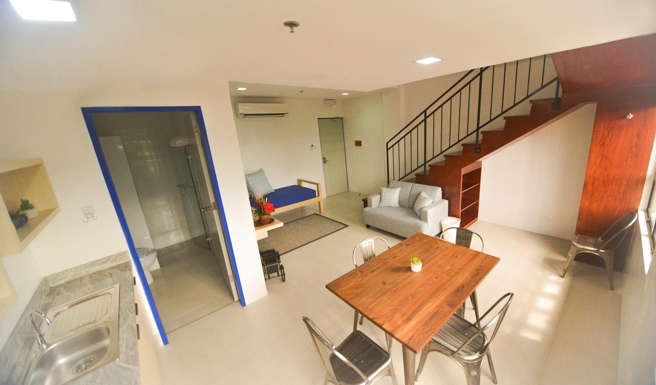 Felix Residences Cebu Extérieur photo