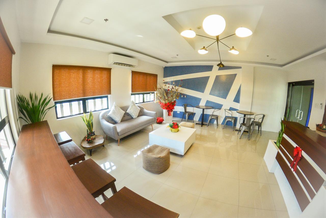 Felix Residences Cebu Extérieur photo